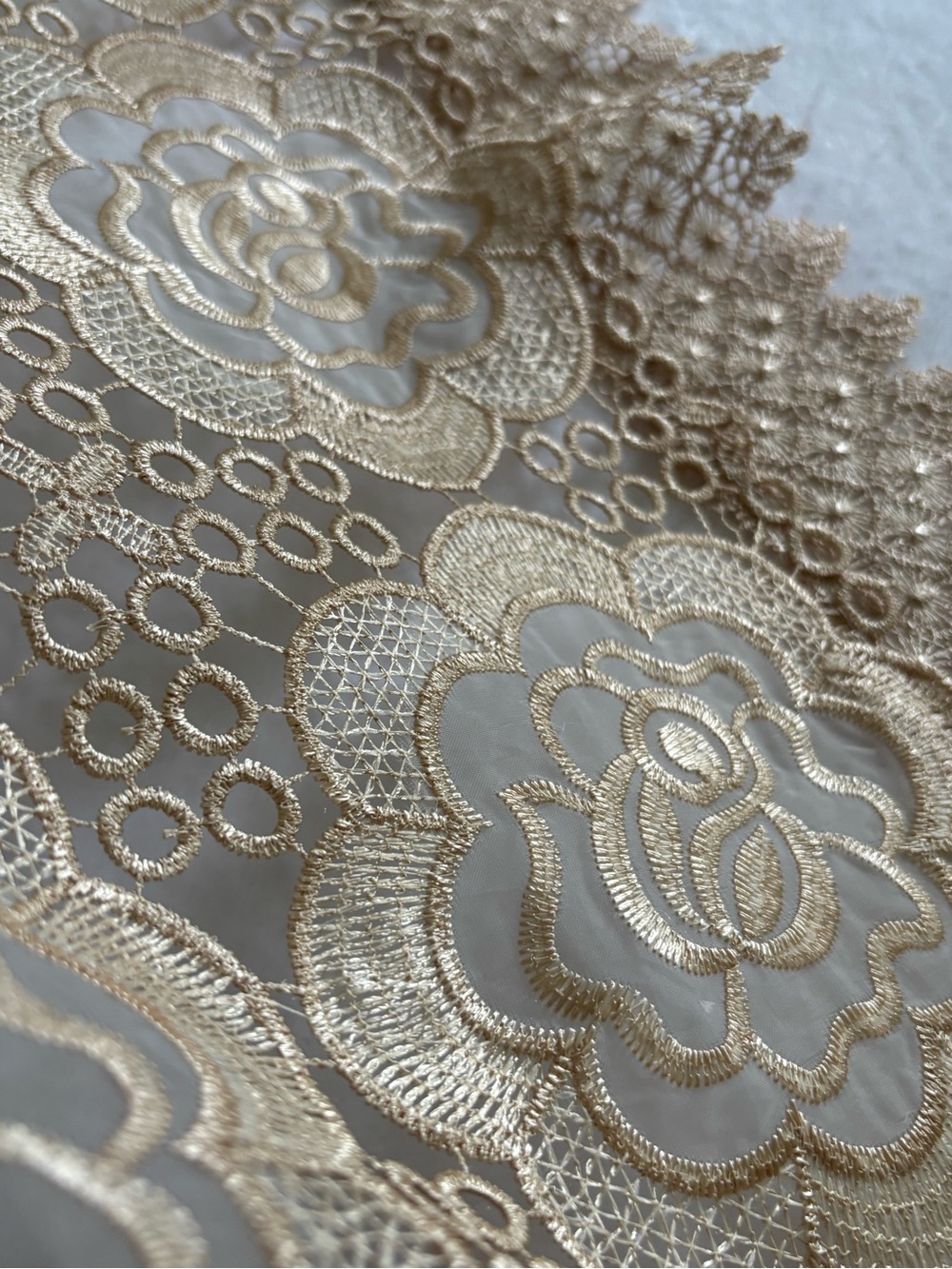 Vintage table runner - Picture 10 of 13